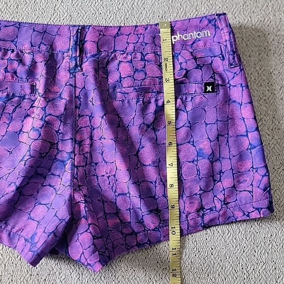 Hurley Purple Phantom Board Shorts - Size  3 - Picture 9 of 14